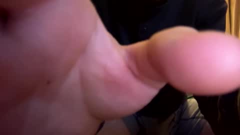 Snapshot of cloverboy1988 chatting on November 2, 2025, 12:40 pm cloverboy1988 online show from November 2, 2025, 12:40 pm