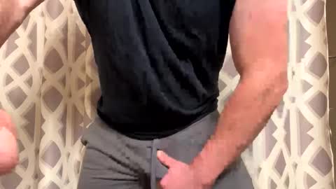 Snapshot of clovershit1 chatting on October 27, 2025, 1:09 am clovershit1 online show from October 27, 2025, 1:09 am