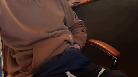 Snapshot of cmart2023 chatting on December 5, 2025, 2:53 am cmart2023 online show from December 5, 2025, 2:53 am