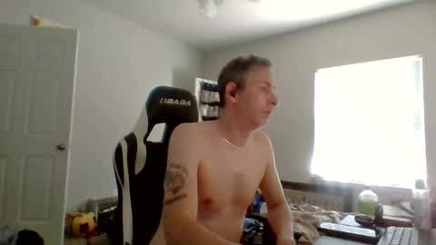 Snapshot of cmypenis chatting on October 7, 2025, 6:38 pm Master Bates online show from October 7, 2025, 6:38 pm