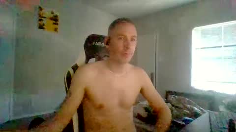 Snapshot of cmypenis chatting on November 8, 2025, 2:39 pm Master Bates online show from November 8, 2025, 2:39 pm