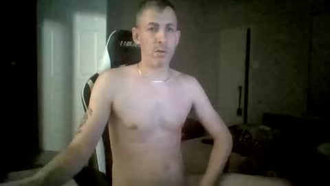 Snapshot of cmypenis chatting on November 16, 2025, 5:35 am Master Bates online show from November 16, 2025, 5:35 am