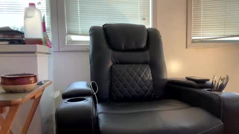 Snapshot of coachg12 chatting on April 5, 2026, 1:52 pm coachg12 online show from April 5, 2026, 1:52 pm