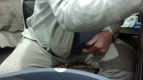 Snapshot of coaste1 chatting on October 18, 2025, 7:25 pm Coaste online show from October 18, 2025, 7:25 pm