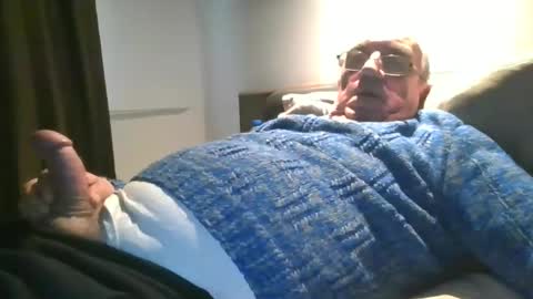 cock9635 online show from March 1, 2025, 2:34 pm