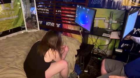 COCK N CREAMZ  WET DREAMZ online show from February 8, 2025, 10:29 am