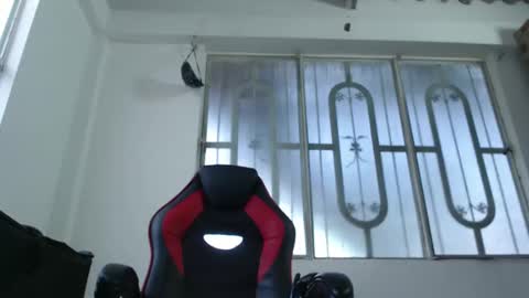 Snapshot of cockardent chatting on January 15, 2025, 11:32 am boy swinger online show from January 15, 2025, 11:32 am