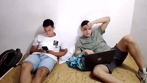 Snapshot of coco_straight chatting on September 13, 2025, 12:32 am coco_straight online show from September 13, 2025, 12:32 am