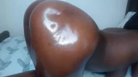 Snapshot of cocoa_devine chatting on April 18, 2026, 11:58 am cocoa_devine online show from April 18, 2026, 11:58 am