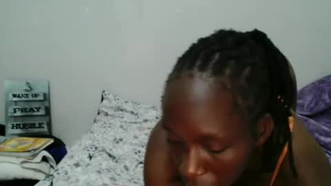 cocoalush9819 online show from October 22, 2025, 3:40 am