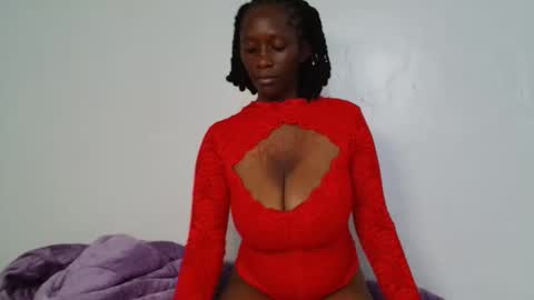 cocoalush9819 online show from November 25, 2025, 7:41 am