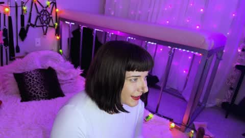 Snapshot of cocodeville chatting on December 16, 2024, 3:51 am Coco Deville online show from December 16, 2024, 3:51 am