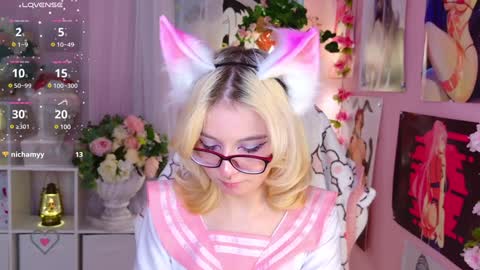 Mia online show from December 23, 2024, 8:57 pm