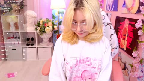 Mia online show from January 18, 2025, 9:13 pm