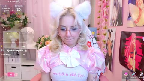 Mia online show from February 4, 2025, 12:08 am