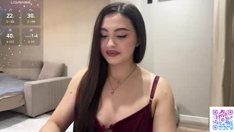 Snapshot of coffee_wihtout_milk chatting on May 26, 2026, 12:17 am Yumi online show from May 26, 2026, 12:17 am