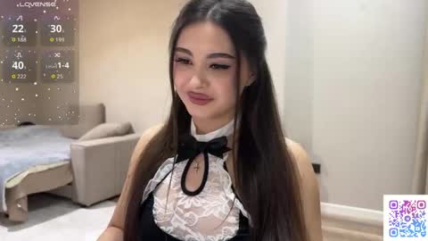 Snapshot of coffee_wihtout_milk chatting on May 28, 2026, 11:13 pm Yumi online show from May 28, 2026, 11:13 pm