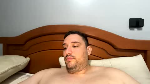 Twitteer silvath97 cohendasilva12 online show from October 25, 2025, 2:02 pm