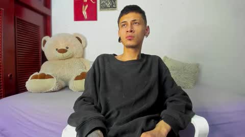 Snapshot of cold_snow13 chatting on October 23, 2025, 8:24 am cold_snow13 online show from October 23, 2025, 8:24 am