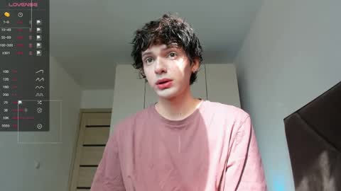 Snapshot of colestorm_ chatting on May 19, 2026, 4:08 am COLE - ig online show from May 19, 2026, 4:08 am