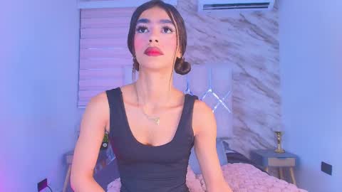 colett online show from April 14, 2026, 12:00 pm