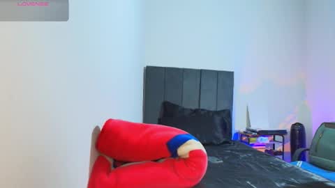 IG  online show from November 6, 2025, 11:11 am