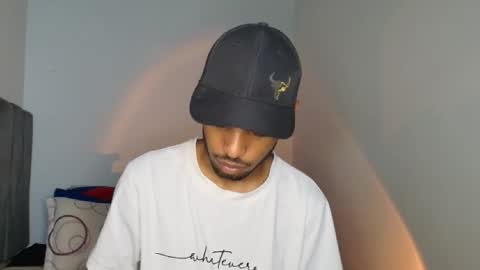 IG  online show from November 26, 2025, 11:22 am