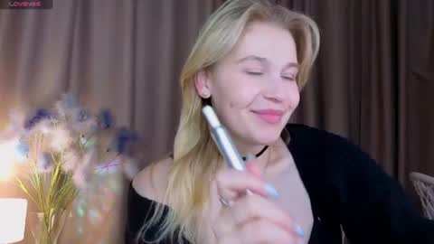Snapshot of colleen_blake chatting on July 13, 2026, 4:54 pm Collen Mon Tue Wed Thu Fri GMT 3 0300am - 0900am online show from July 13, 2026, 4:54 pm