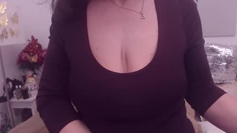 Snapshot of college_dream_bbw chatting on March 17, 2026, 5:05 pm Maddison online show from March 17, 2026, 5:05 pm