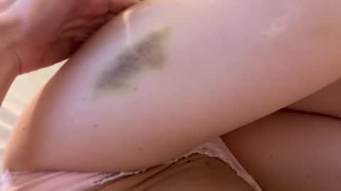 Snapshot of college_slut__ chatting on November 27, 2025, 7:10 am Allie online show from November 27, 2025, 7:10 am