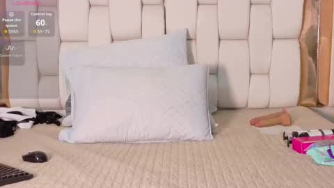  MEGAN  online show from October 26, 2025, 12:55 pm