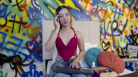 valentina online show from March 22, 2026, 12:41 pm