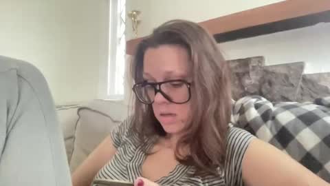 Snapshot of collisgirly chatting on July 21, 2026, 3:14 pm collisgirly online show from July 21, 2026, 3:14 pm