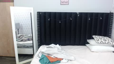 Snapshot of colombia_mommy_ chatting on January 11, 2025, 12:29 pm  GRETCHEN  online show from January 11, 2025, 12:29 pm