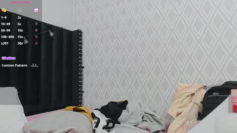 Snapshot of colombia_mommy_ chatting on September 19, 2025, 12:50 pm  GRETCHEN  online show from September 19, 2025, 12:50 pm