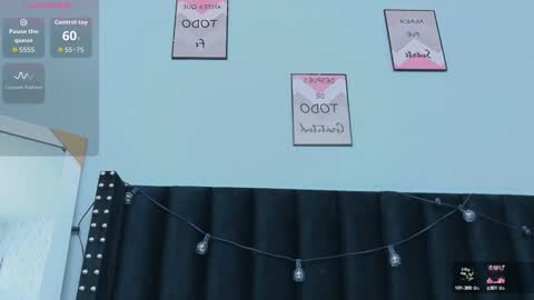 Snapshot of colombia_mommy_ chatting on September 30, 2025, 12:32 pm  GRETCHEN  online show from September 30, 2025, 12:32 pm