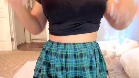 Snapshot of colombiantexas chatting on February 5, 2025, 6:24 am    ........ Instagram  Lorysexys online show from February 5, 2025, 6:24 am