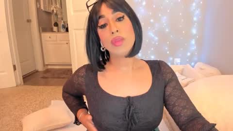 Snapshot of colombiantexas chatting on October 15, 2025, 3:17 am    ........ Instagram  Lorysexys online show from October 15, 2025, 3:17 am