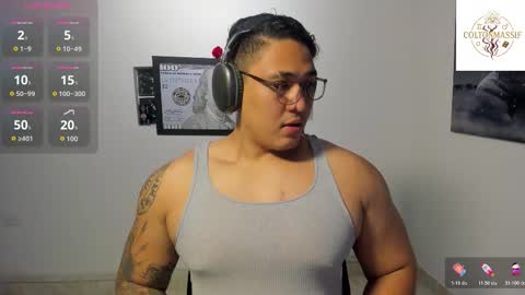 coltonmassif_ online show from November 26, 2025, 3:29 am