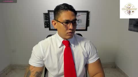 coltonmassif_ online show from November 29, 2025, 11:19 pm