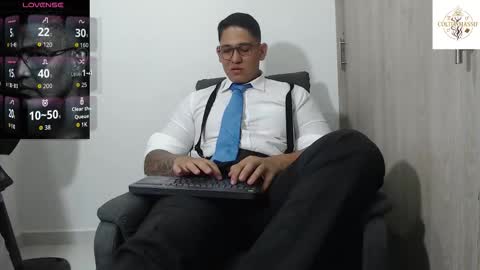 Snapshot of coltonmassif_ chatting on March 26, 2026, 7:25 am coltonmassif_ online show from March 26, 2026, 7:25 am