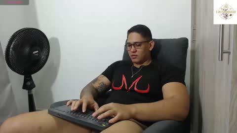 Snapshot of coltonmassif_ chatting on March 28, 2026, 1:00 pm coltonmassif_ online show from March 28, 2026, 1:00 pm