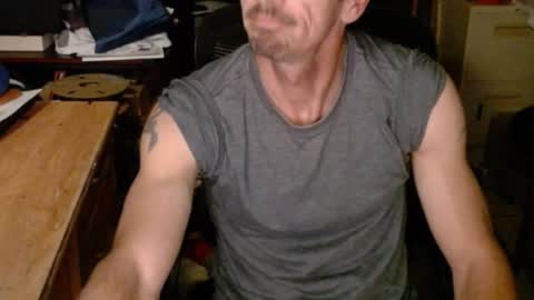 Snapshot of comic_king27 chatting on February 26, 2025, 11:37 pm Nelson or ComicKing and sometime Peachy143 online show from February 26, 2025, 11:37 pm