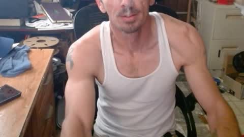 Snapshot of comic_king27 chatting on March 1, 2025, 3:38 pm Nelson or ComicKing and sometime Peachy143 online show from March 1, 2025, 3:38 pm