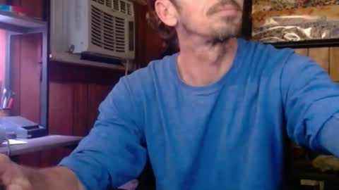 Nelson or ComicKing and sometime Peachy143 online show from February 17, 2026, 4:09 am