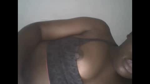 Snapshot of comicalcara chatting on January 13, 2025, 7:00 am Cara online show from January 13, 2025, 7:00 am