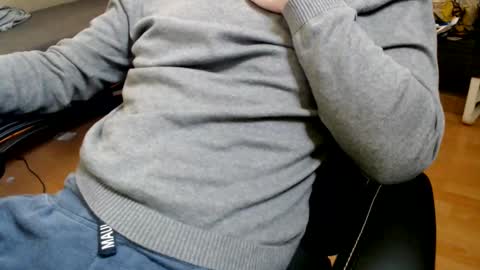 Snapshot of commanderchip chatting on March 3, 2025, 2:59 pm commanderchip online show from March 3, 2025, 2:59 pm