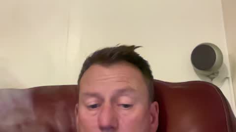 compay69 online show from March 6, 2025, 6:48 pm