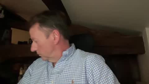 compay69 online show from February 4, 2026, 5:52 pm