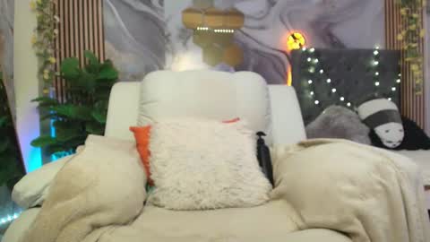 Ariane... online show from August 3, 2026, 11:08 pm
